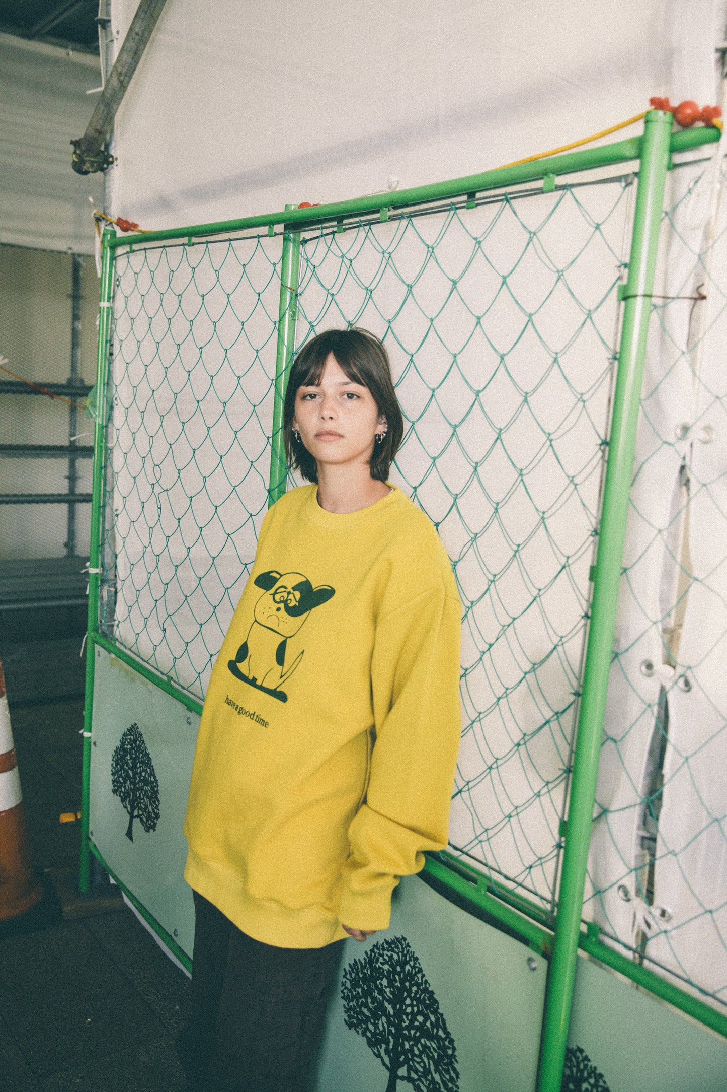 DOGGIE SIDE LOGO CREWNECK FL KARASHI