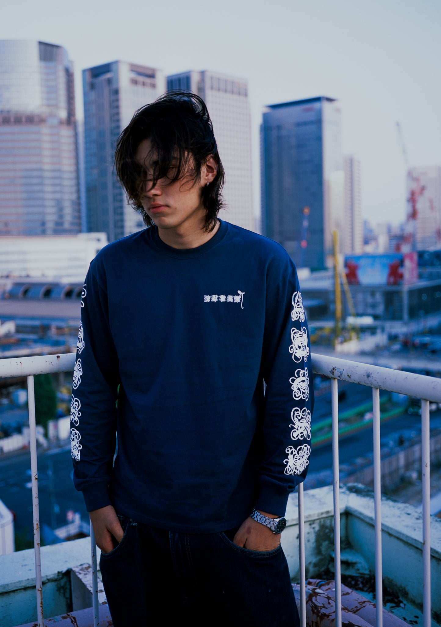 LUCKY LOGO L/S TEE MIDNIGHT