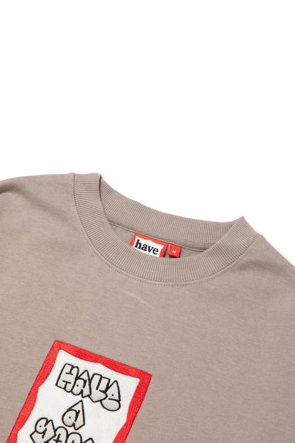 MOSU FRAME EMB CREWNECK FL GREIGE