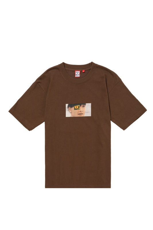 FIND SOMETHING DIFFERENT S/S TEE CHOCOLATE