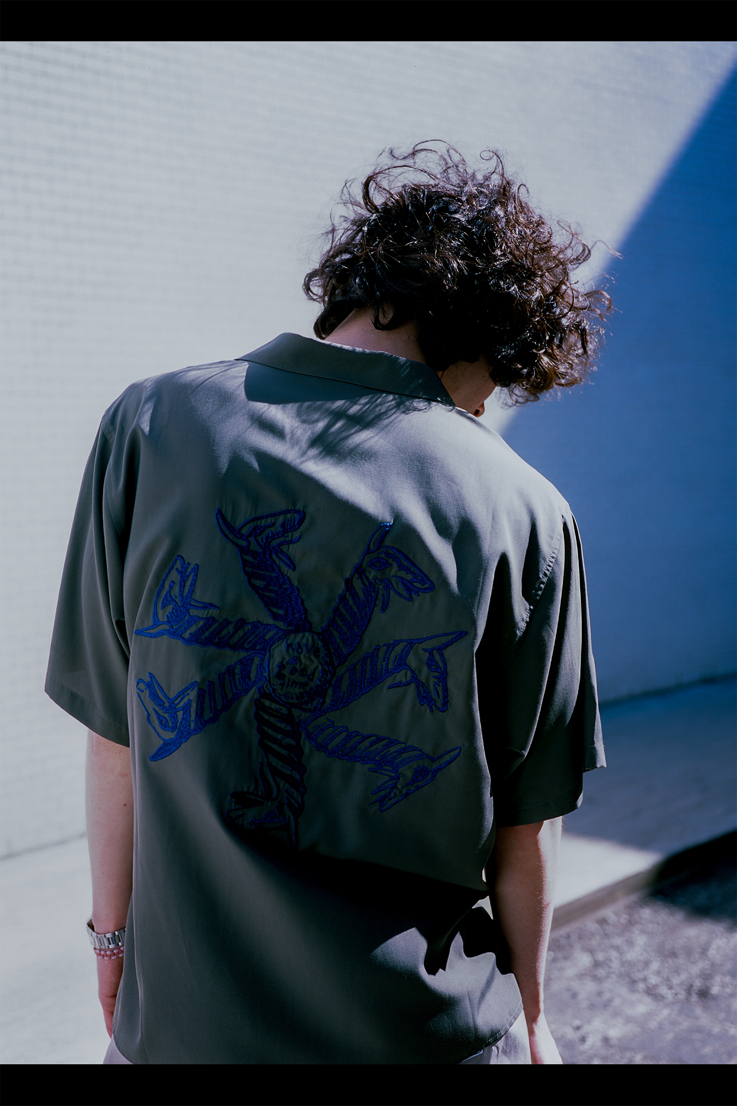 CYCLING LOGO OPEN COLLAR S/S SHIRT MILITARY GREEN