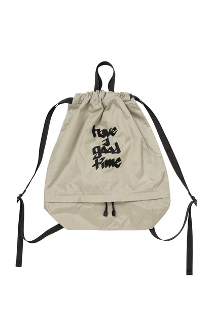 HANDSTYLE LOGO EMB DRAWSTRING BAG ICE GREY